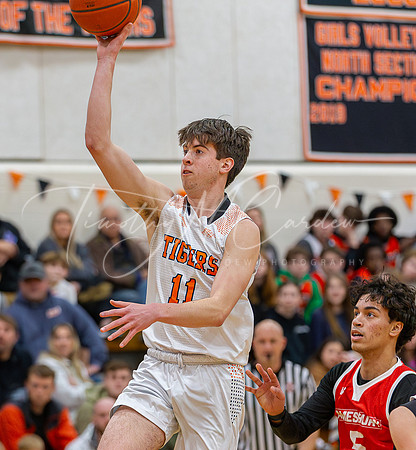 Ipswich vs Amesbury Boys HS Varsity Basketball 2024_01-26_07-47-47_AB5W6228_@TimCardew_2024-Enhanced-NR