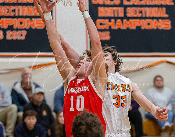 Ipswich vs Amesbury Boys HS Varsity Basketball 2024_01-26_07-47-49_AB5W6234_@TimCardew_2024-Enhanced-NR