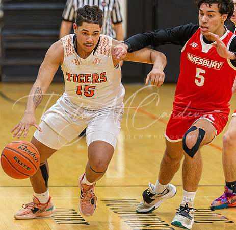 Ipswich vs Amesbury Boys HS Varsity Basketball 2024_01-26_07-49-53_AB5W6276_@TimCardew_2024-Enhanced-NR