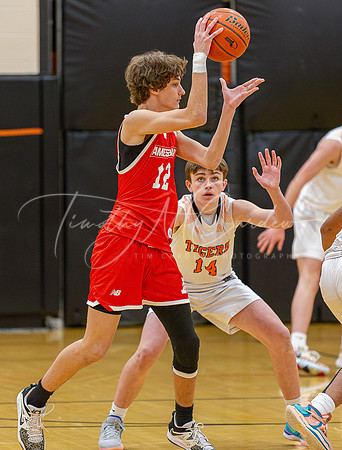 Ipswich vs Amesbury Boys HS Varsity Basketball 2024_01-26_07-51-38_AB5W6330_@TimCardew_2024-Enhanced-NR