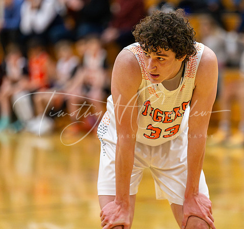 Ipswich vs Amesbury Boys HS Varsity Basketball 2024_01-26_07-52-58_AB5W6387_@TimCardew_2024-Enhanced-NR