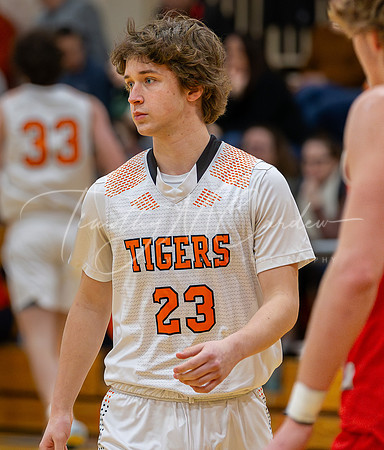 Ipswich vs Amesbury Boys HS Varsity Basketball 2024_01-26_07-53-04_AB5W6388_@TimCardew_2024-Enhanced-NR