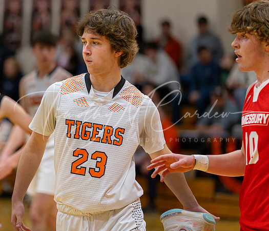 Ipswich vs Amesbury Boys HS Varsity Basketball 2024_01-26_07-53-06_AB5W6393_@TimCardew_2024-Enhanced-NR