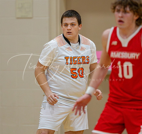 Ipswich vs Amesbury Boys HS Varsity Basketball 2024_01-26_08-00-52_DT7T5826_@TimCardew_2024-Enhanced-NR