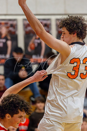 Ipswich vs Amesbury Boys HS Varsity Basketball 2024_01-26_08-12-03_DT7T6181_@TimCardew_2024-Enhanced-NR