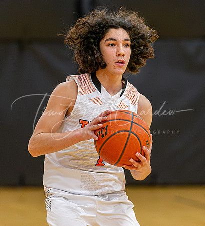 Ipswich vs Amesbury Boys HS Varsity Basketball 2024_01-26_08-34-58_AB5W6679_@TimCardew_2024-Enhanced-NR