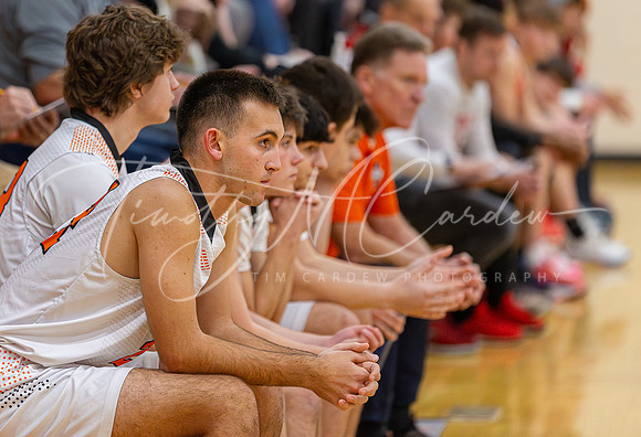 Ipswich vs Amesbury Boys HS Varsity Basketball 2024_01-26_08-43-15_AB5W7031_@TimCardew_2024-Enhanced-NR