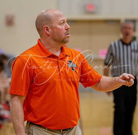 Ipswich vs Amesbury Boys HS Varsity Basketball 2024_01-26_08-45-30_AB5W7098_@TimCardew_2024-Enhanced-NR