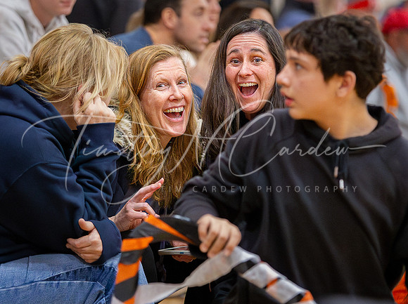 Ipswich vs Amesbury Boys HS Varsity Basketball 2024_01-26_08-46-52_AB5W7186_@TimCardew_2024-Enhanced-NR