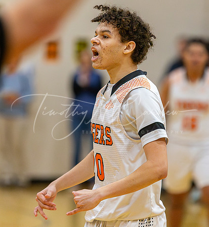 Ipswich vs Amesbury Boys HS Varsity Basketball 2024_01-26_08-57-45_AB5W7568_@TimCardew_2024-Enhanced-NR