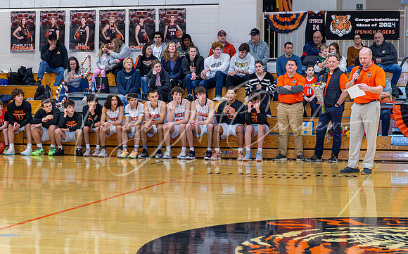 Ipswich vs Amesbury Boys HS Varsity Basketball 2024_2024-01-26_07-33-01_IM1D7347_@TimCardew_2024-Enhanced-NR