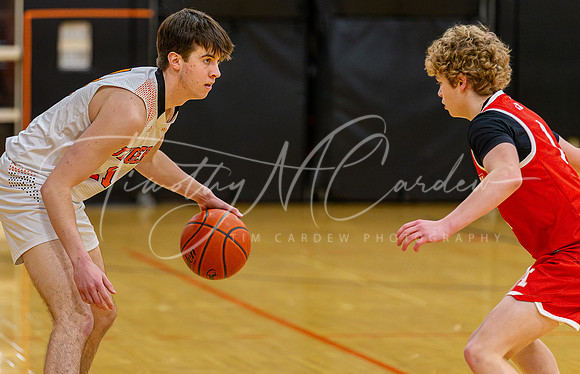 Ipswich vs Amesbury Boys HS Varsity Basketball 2024_01-26_08-46-11_AB5W7145_@TimCardew_2024-Enhanced-NR