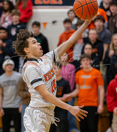 Ipswich vs Amesbury Boys HS Varsity Basketball 2024_01-26_08-57-40_AB5W7541_@TimCardew_2024-Enhanced-NR