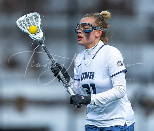 University of New Hampshire vs #25 University of Connecticut Women’s Lacrosse Game 2022_2022-02-27_03-55-21_AB5W6735_@TimCardew_2022
