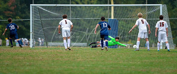Ipswich vs Hamilton-Wenham Soccer_2019-10-08_16-16-13_IM1D9789_©TimCardew_2019