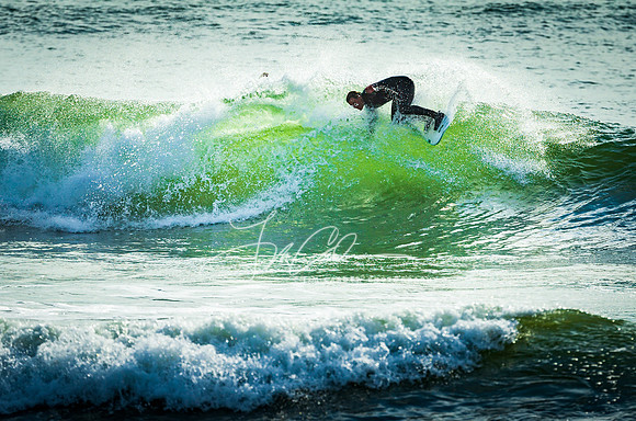 Surfing New Hampshire in October 2019_2019-10-13_09-31-50_IM1D0751_©TimCardew_2019