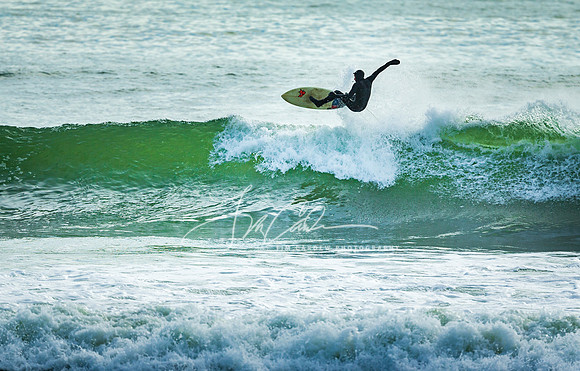 Surfing New Hampshire in October 2019_2019-10-13_09-56-46_IM1D0948_©TimCardew_2019