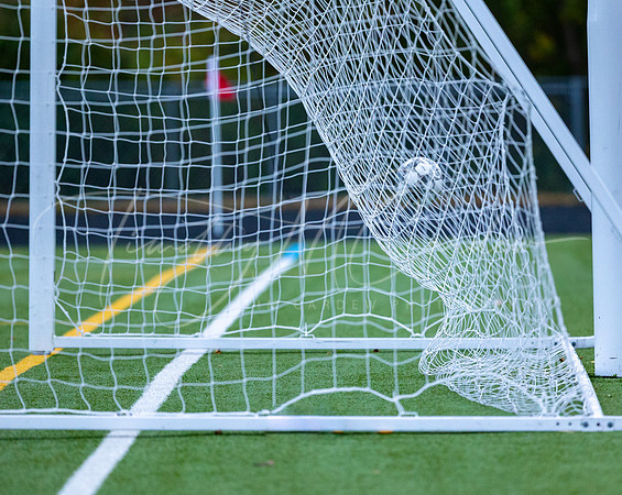Ipswich vs Georgetown Soccer_2019-10-10_17-15-25_IM1D0402_©TimCardew_2019
