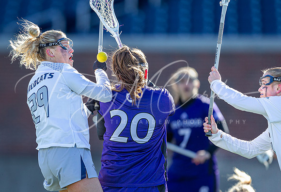UNH Wildcats vs Holy Cross Crusaders WLax 2024_2024-02-24_03-41-00_DT7T7045_@TimCardew_2024