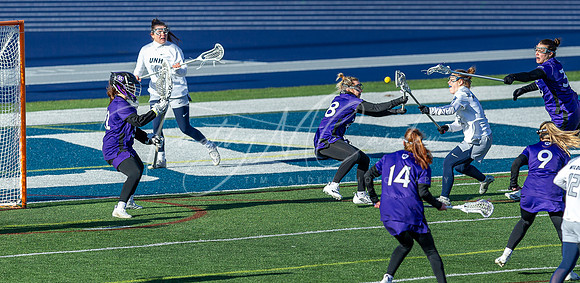 UNH Wildcats vs Holy Cross Crusaders WLax 2024_2024-02-24_04-18-24_DT7T7532_@TimCardew_2024