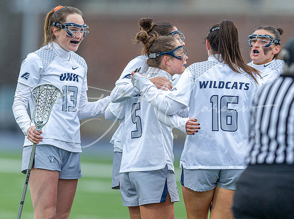 UNH Wildcats vs Iona Gaels WLax 2024_03-02_03-27-48_DT7T1766_@TimCardew_2024