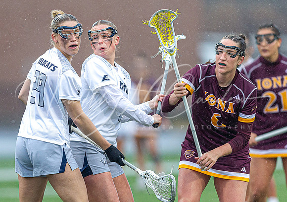 UNH Wildcats vs Iona Gaels WLax 2024_03-02_03-48-02_DT7T2010_@TimCardew_2024