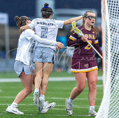 UNH Wildcats vs Iona Gaels WLax 2024_03-02_04-46-15_DT7T2770_@TimCardew_2024