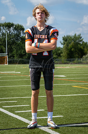 Ipswich Varsity Football Preseason Fall 2022_2022-08-29_03-19-03_IM1D0828_@TimCardew_2022