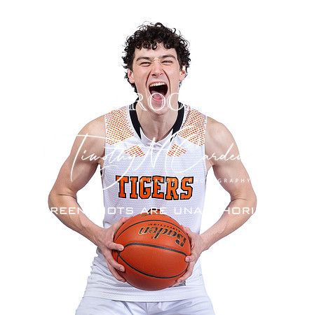Ipswich HS Boys Basketball 2025 Media Day_2025-01-09_04-07-36_DT7T8413_@TimCardew_2025-Edit