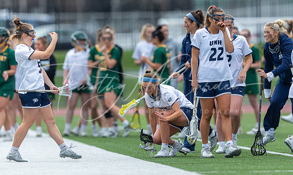 University of New Hampshire vs Vermont Women’s Lacrosse Game 2022_2022-04-16_02-53-42_AB5W1971_@TimCardew_2022
