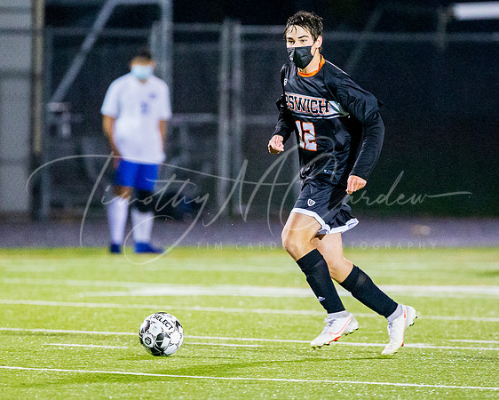 Ipswich vs Georgetown Boys HS Varsity Soccer Game 2020_2020-10-28_18-07-12_IM1D7226_©TimCardew_2020