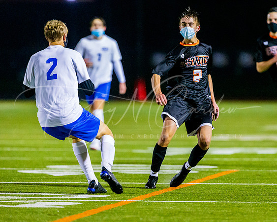 Ipswich vs Georgetown Boys HS Varsity Soccer Game 2020_2020-10-28_18-15-02_IM1D7311_©TimCardew_2020