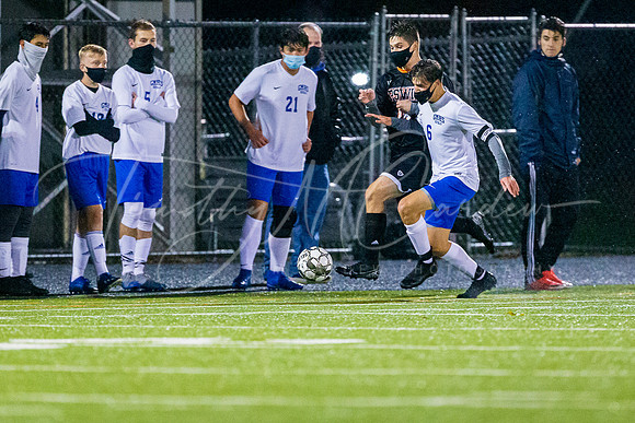 Ipswich vs Georgetown Boys HS Varsity Soccer Game 2020_2020-10-28_18-17-13_IM1D7324_©TimCardew_2020