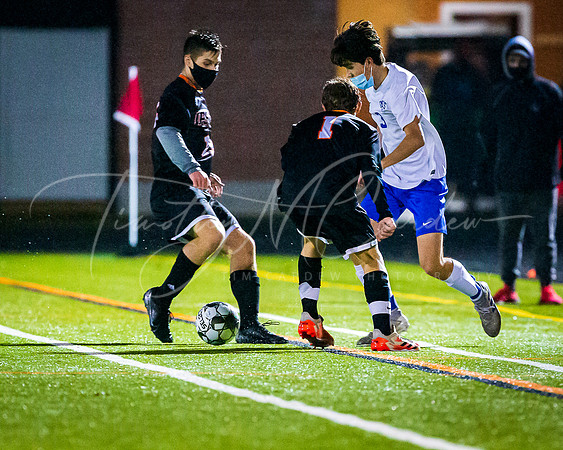 Ipswich vs Georgetown Boys HS Varsity Soccer Game 2020_2020-10-28_18-22-12_IM1D7379_©TimCardew_2020