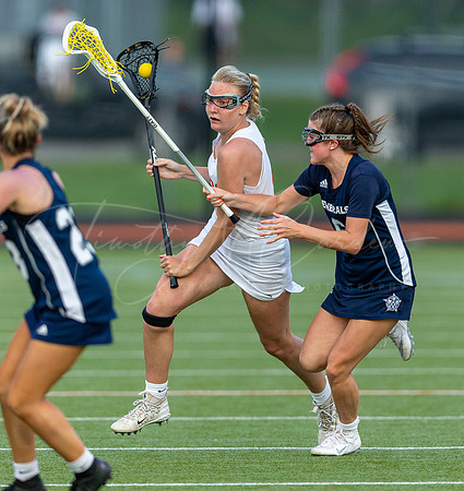 Ipswich vs Hamilton-Wenham Girls HS Varsity Lacrosse Game 2022_2022-05-16_07-01-30_AB5W4077_@TimCardew_2022