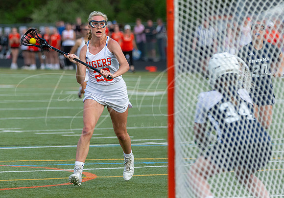 Ipswich vs Hamilton-Wenham Girls HS Varsity Lacrosse Game 2022_2022-05-16_07-02-05_IM1D5447_@TimCardew_2022