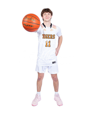 Ipswich HS Boys Basketball 2025 Media Day_2025-01-09_04-35-34_DT7T8940_@TimCardew_2025-Edit