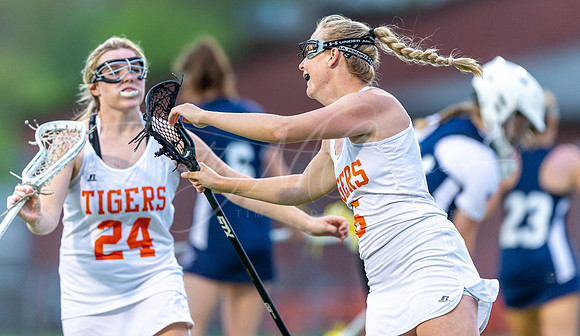 Ipswich vs Hamilton-Wenham Girls HS Varsity Lacrosse Game 2022_2022-05-16_07-21-38_AB5W4268_@TimCardew_2022