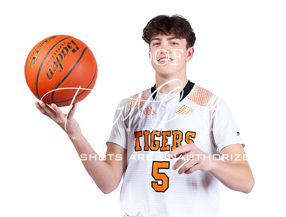 Ipswich HS Boys Basketball 2025 Media Day_2025-01-09_04-31-41_DT7T8844_@TimCardew_2025-Edit