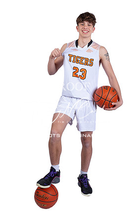 Ipswich HS Boys Basketball 2025 Media Day_2025-01-09_04-17-29_DT7T8637_@TimCardew_2025-Edit