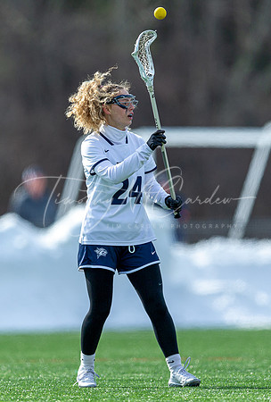 University of New Hampshire vs #25 University of Connecticut Women’s Lacrosse Game 2022_2022-02-27_02-19-51_AB5W3691_@TimCardew_2022