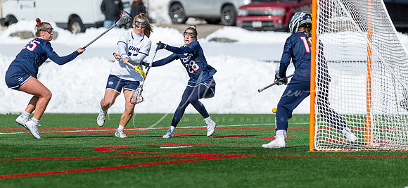 University of New Hampshire vs #25 University of Connecticut Women’s Lacrosse Game 2022_2022-02-27_02-34-32_IM1D8012_@TimCardew_2022