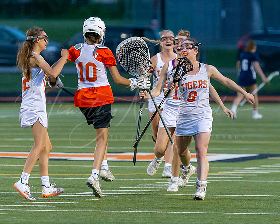 Ipswich vs Hamilton-Wenham Girls HS Varsity Lacrosse Game 2022_2022-05-16_07-52-37_IM1D5521_@TimCardew_2022