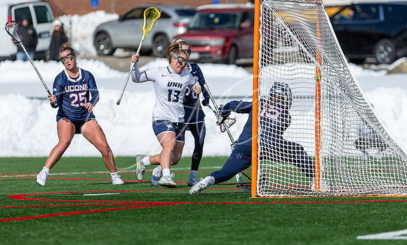 University of New Hampshire vs #25 University of Connecticut Women’s Lacrosse Game 2022_2022-02-27_02-34-32_IM1D8020_@TimCardew_2022