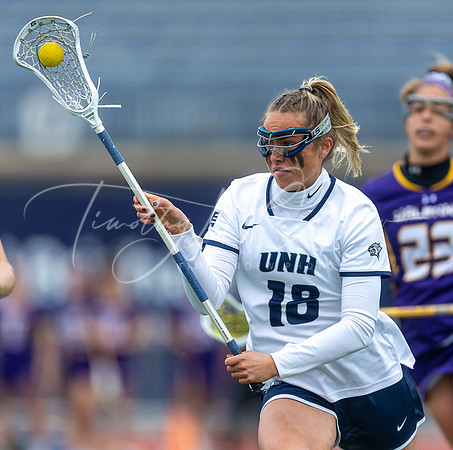 University of New Hampshire vs UAlbany Women’s Lacrosse Game 2022_2022-04-06_02-34-19_AB5W6249_@TimCardew_2022
