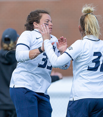 University of New Hampshire vs #25 University of Connecticut Women’s Lacrosse Game 2022_2022-02-27_02-00-39_AB5W3329_@TimCardew_2022