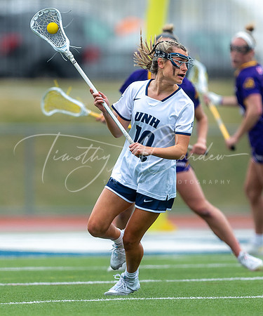 University of New Hampshire vs UAlbany Women’s Lacrosse Game 2022_2022-04-06_02-20-17_AB5W5728_@TimCardew_2022