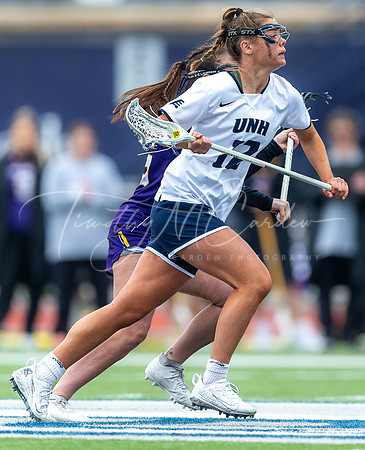 University of New Hampshire vs UAlbany Women’s Lacrosse Game 2022_2022-04-06_02-30-37_AB5W6088_@TimCardew_2022