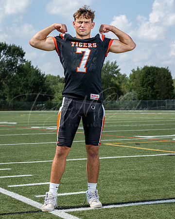 Ipswich Varsity Football Preseason Fall 2022_2022-08-29_02-51-36_IM1D0705_@TimCardew_2022