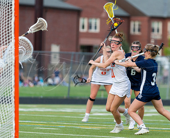 Ipswich vs Hamilton-Wenham Girls HS Varsity Lacrosse Game 2022_2022-05-16_06-50-51_IM1D5313_@TimCardew_2022